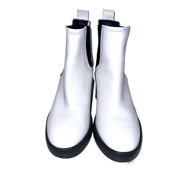 ECCO Shape Sculpted Motion 55 Womens Size 9.5 US 40 EU White Leather Chelsea - Picture 4 of 13